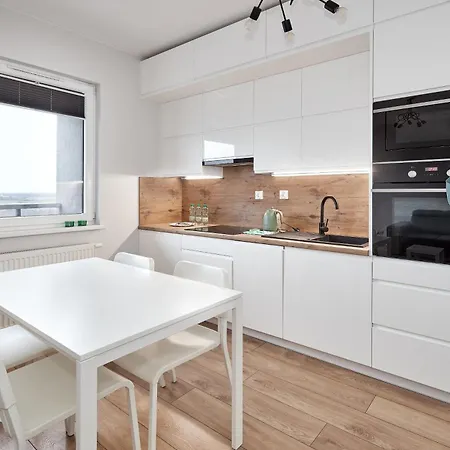 10th Floor Unii Lubelskiej By Bookinghost Apartamento Poznań